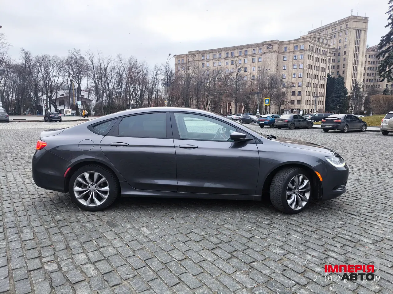 Chrysler 200 - фото 6