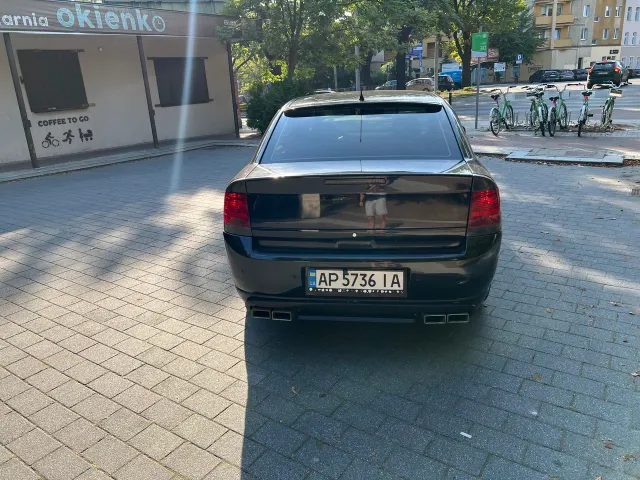 Opel Vectra - фото 3