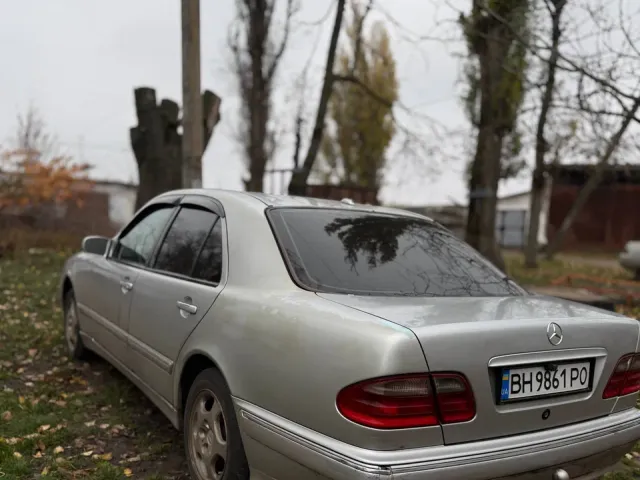 Mercedes-Benz E-Класс - фото 2