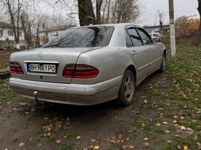 Mercedes-Benz E-Класс - фото 4