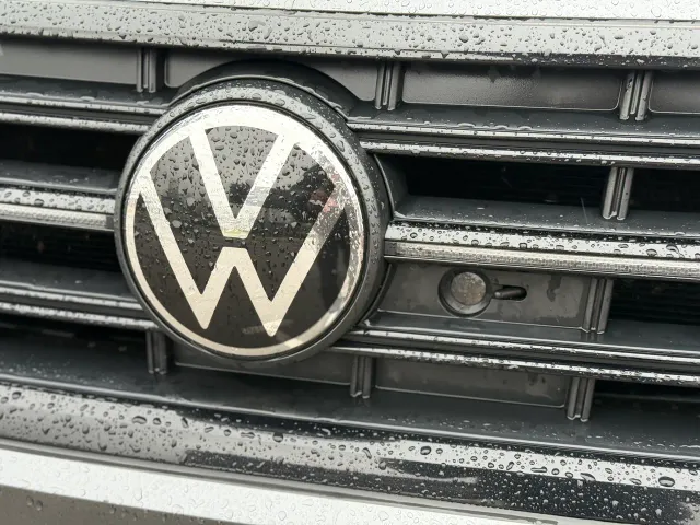 Volkswagen Touareg - фото 5