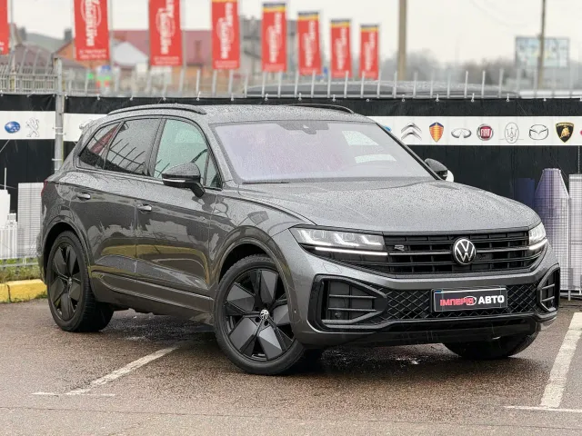 Volkswagen Touareg - фото 2