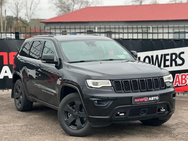 Jeep Grand Cherokee - фото 2