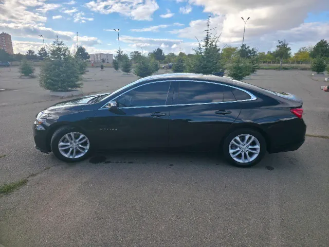 Chevrolet Malibu - фото 1