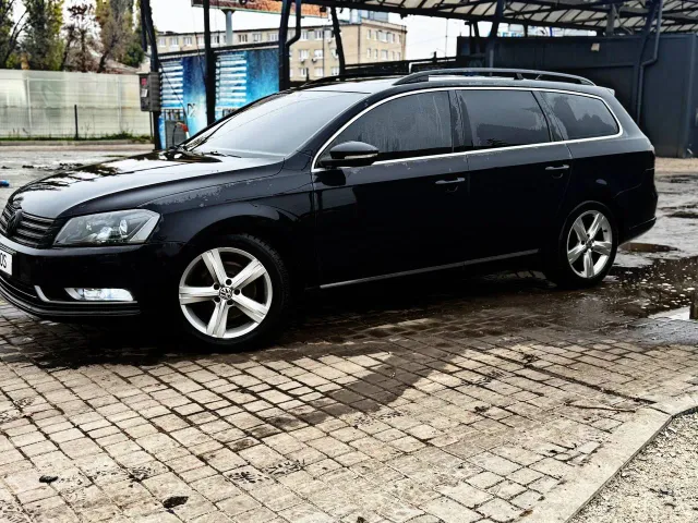 Volkswagen Passat 2011, Павлоград, $11 500 - зображення 2