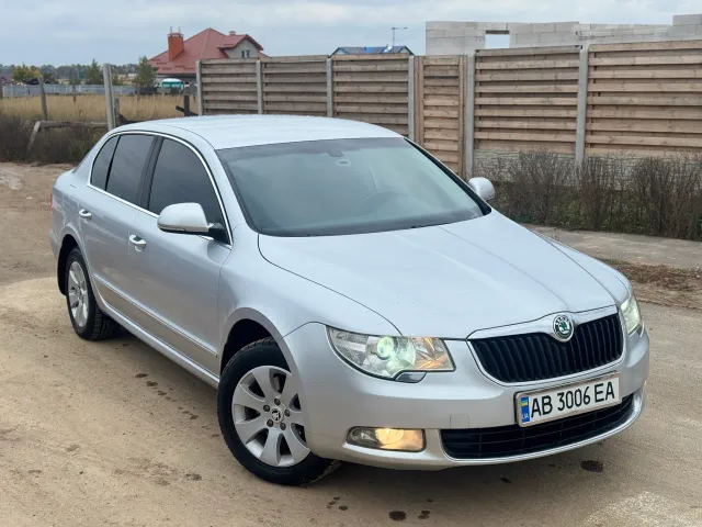 Skoda Superb - фото 4