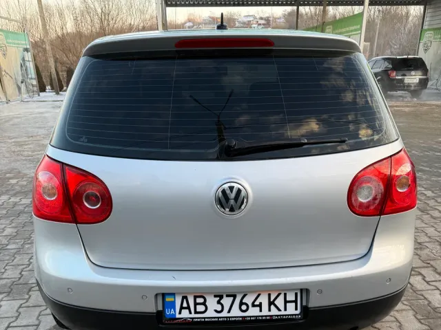 Volkswagen Golf - фото 2