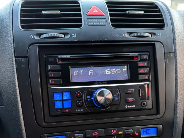 Volkswagen Golf - фото 5