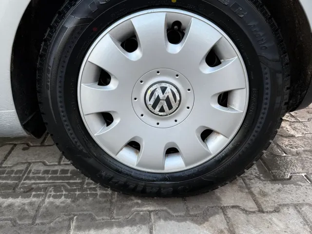 Volkswagen Golf - фото 4