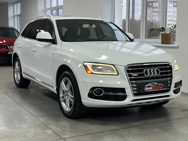 Audi Q5 - фото 1