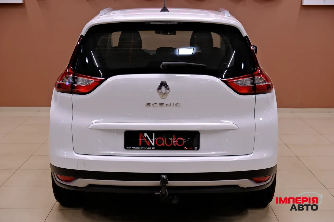Renault Scenic - фото 6