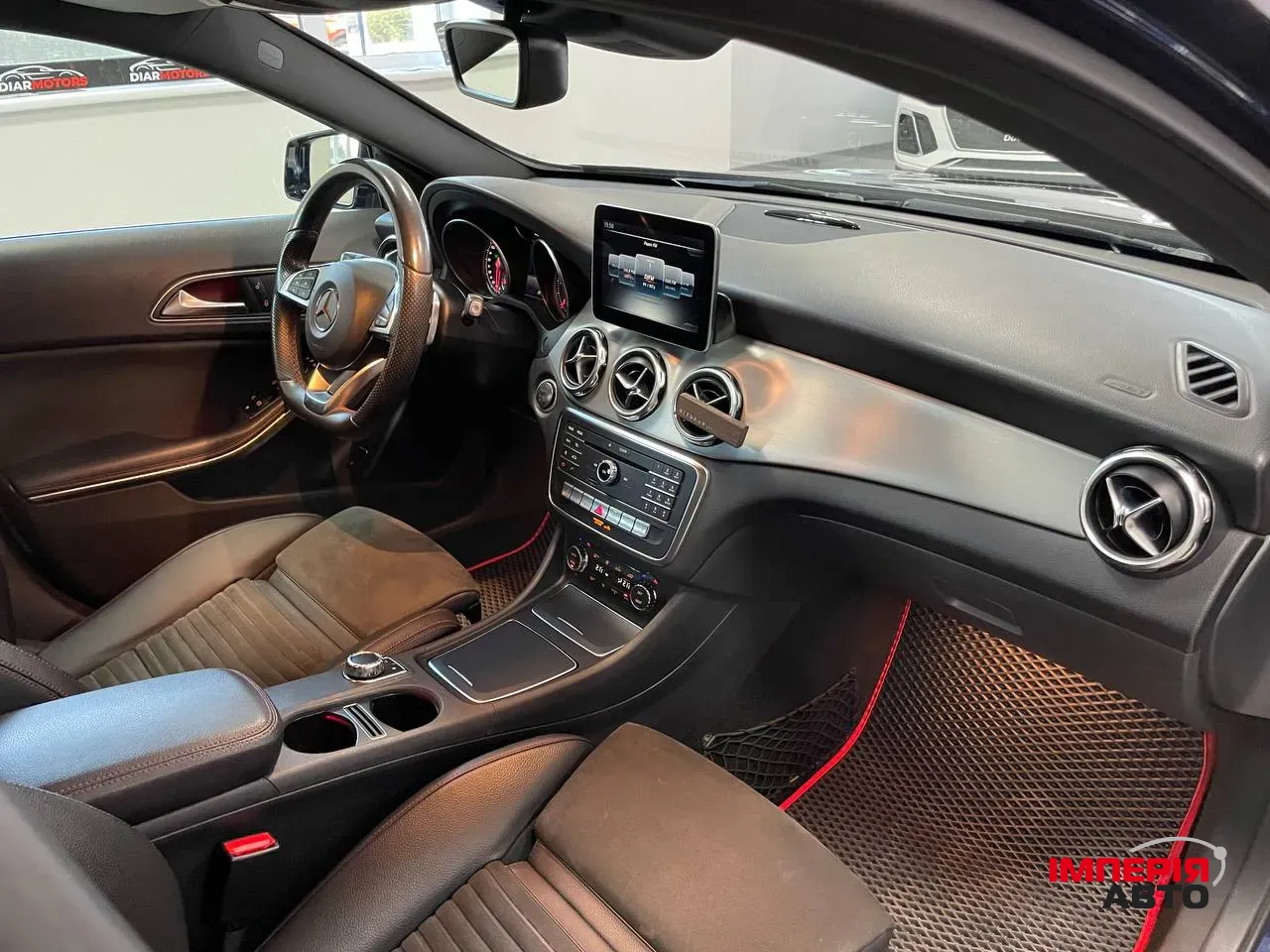 Mercedes-Benz GLA - фото 7