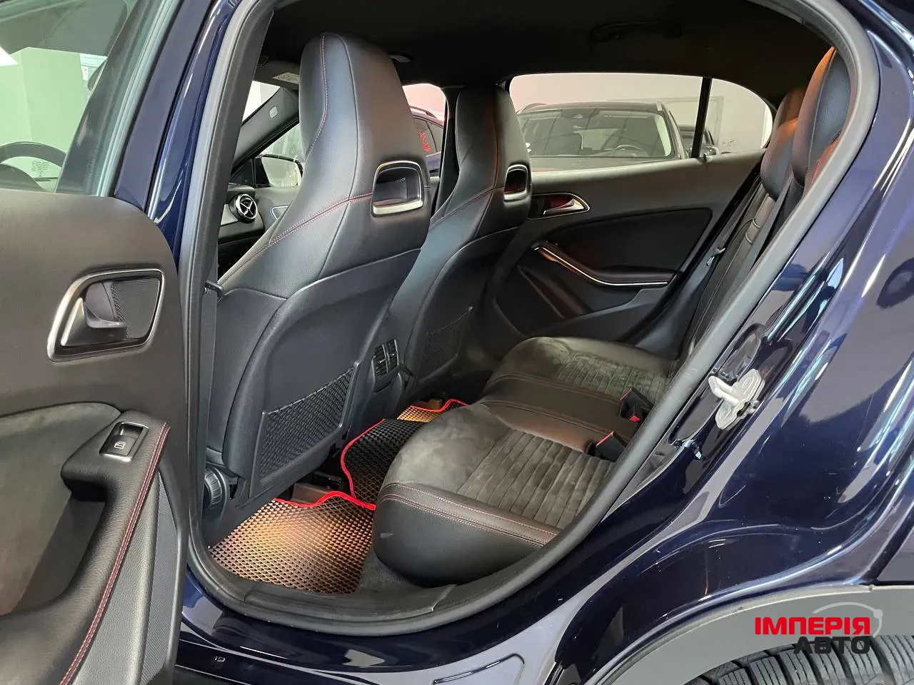 Mercedes-Benz GLA - фото 6