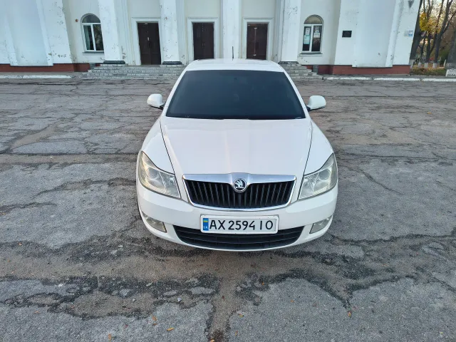 Skoda Octavia - фото 1