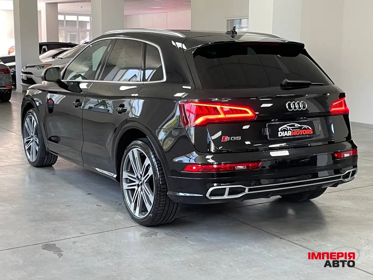 Audi SQ5 - фото 5