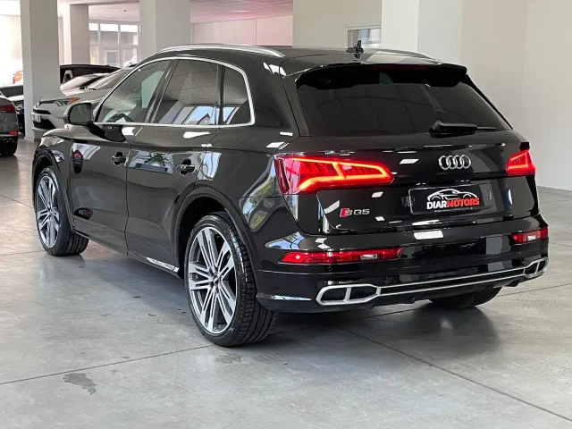 Audi SQ5 - фото 5