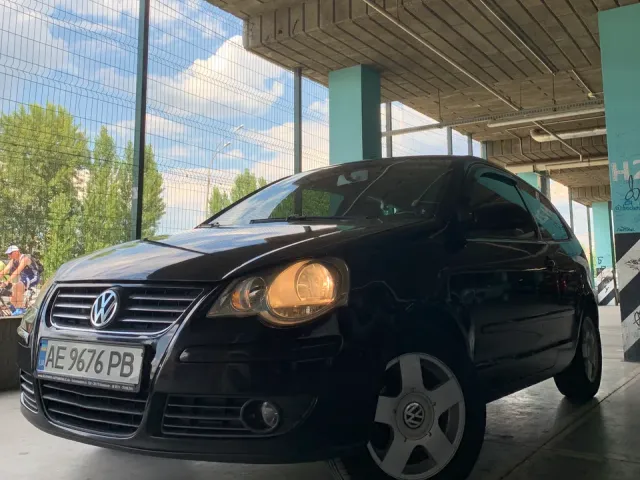 Volkswagen Polo - фото 1