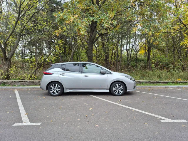 Nissan Leaf - фото 4