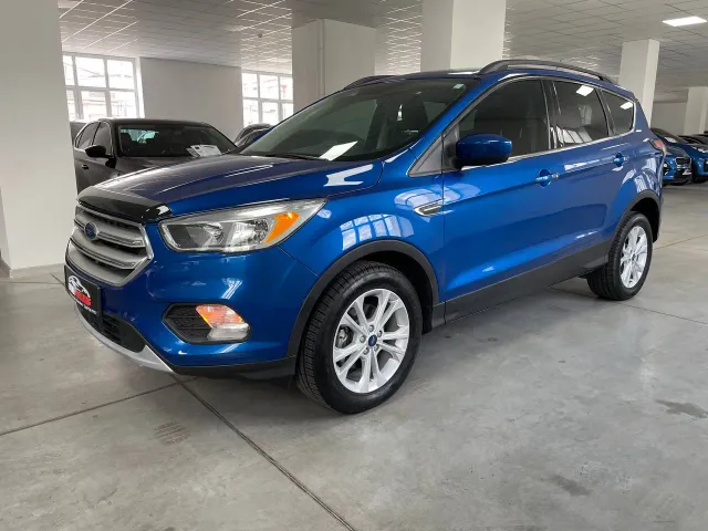 Ford Escape - фото 2