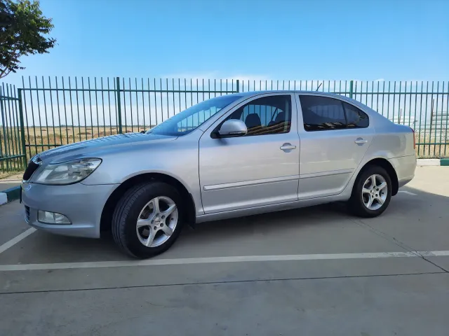 Skoda Octavia - фото 2