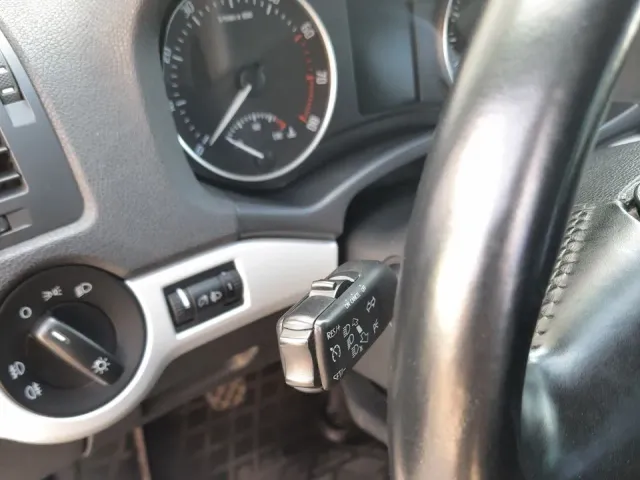 Skoda Octavia - фото 5