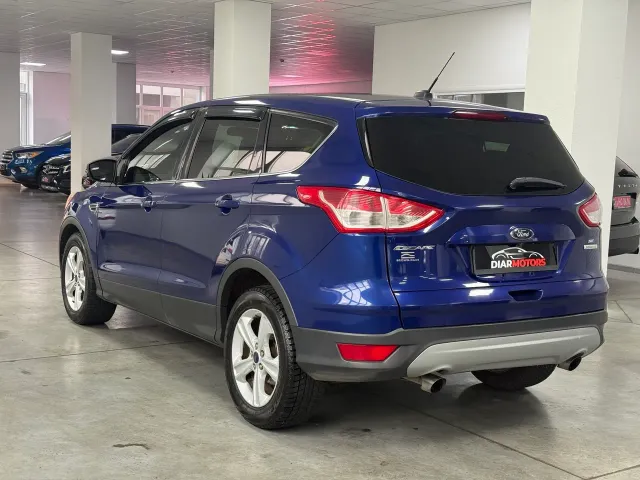 Ford Escape - фото 3