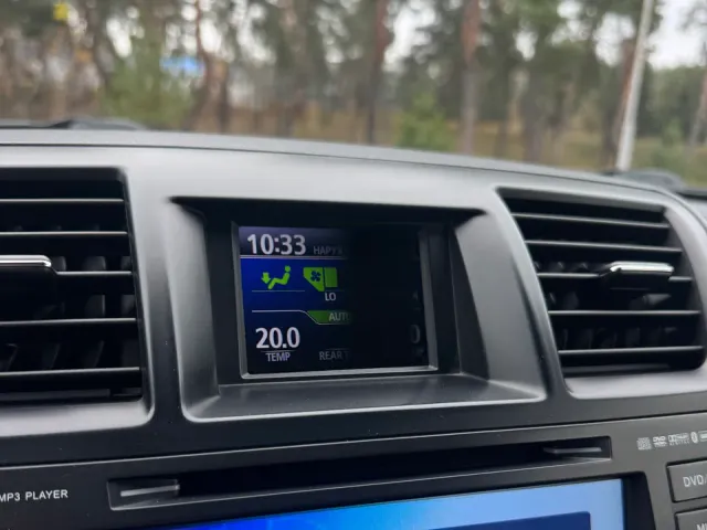 Toyota Highlander - фото 4