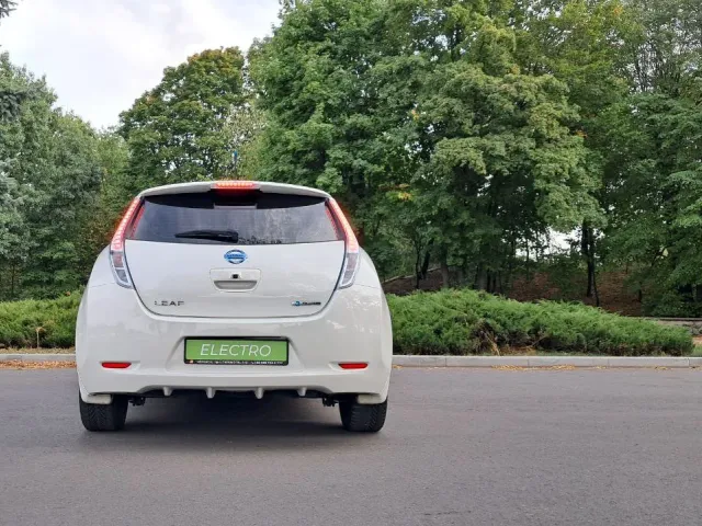 Nissan Leaf - фото 5