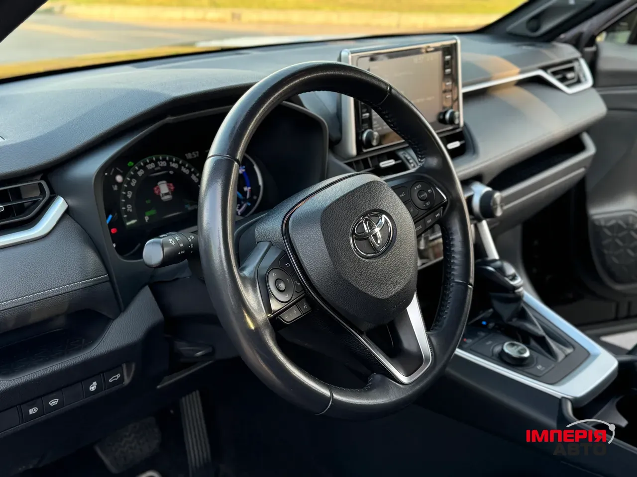 Toyota RAV4 - фото 34