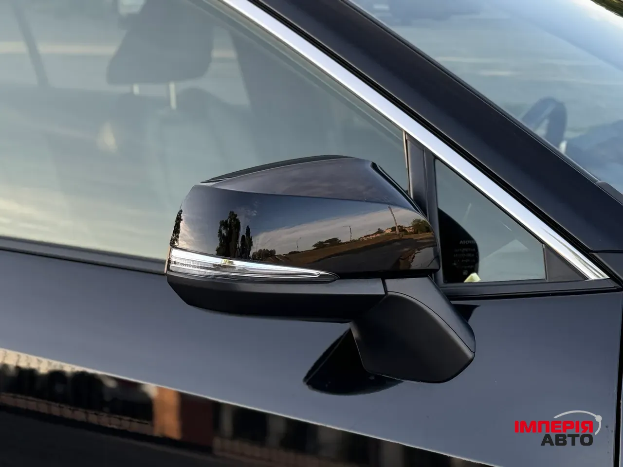 Toyota RAV4 - фото 18