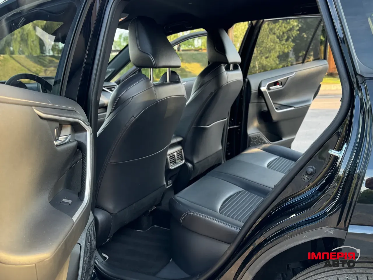 Toyota RAV4 - фото 23