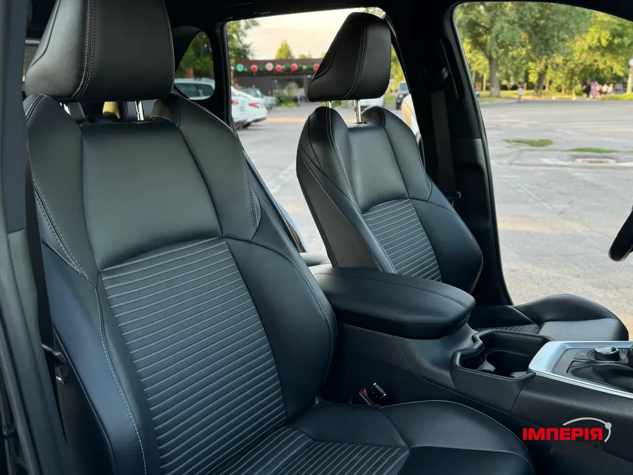 Toyota RAV4 - фото 29