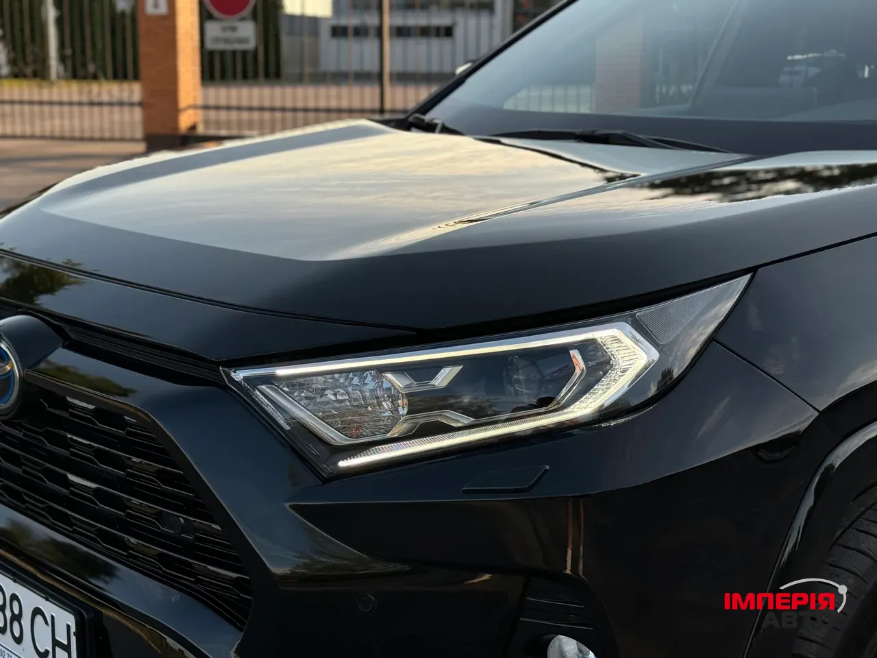 Toyota RAV4 - фото 14