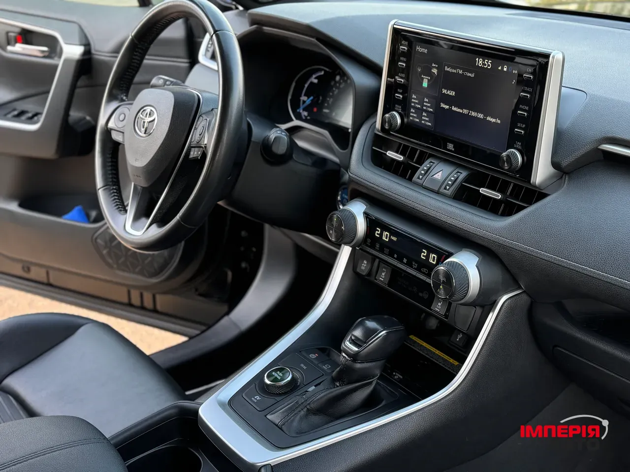 Toyota RAV4 - фото 28