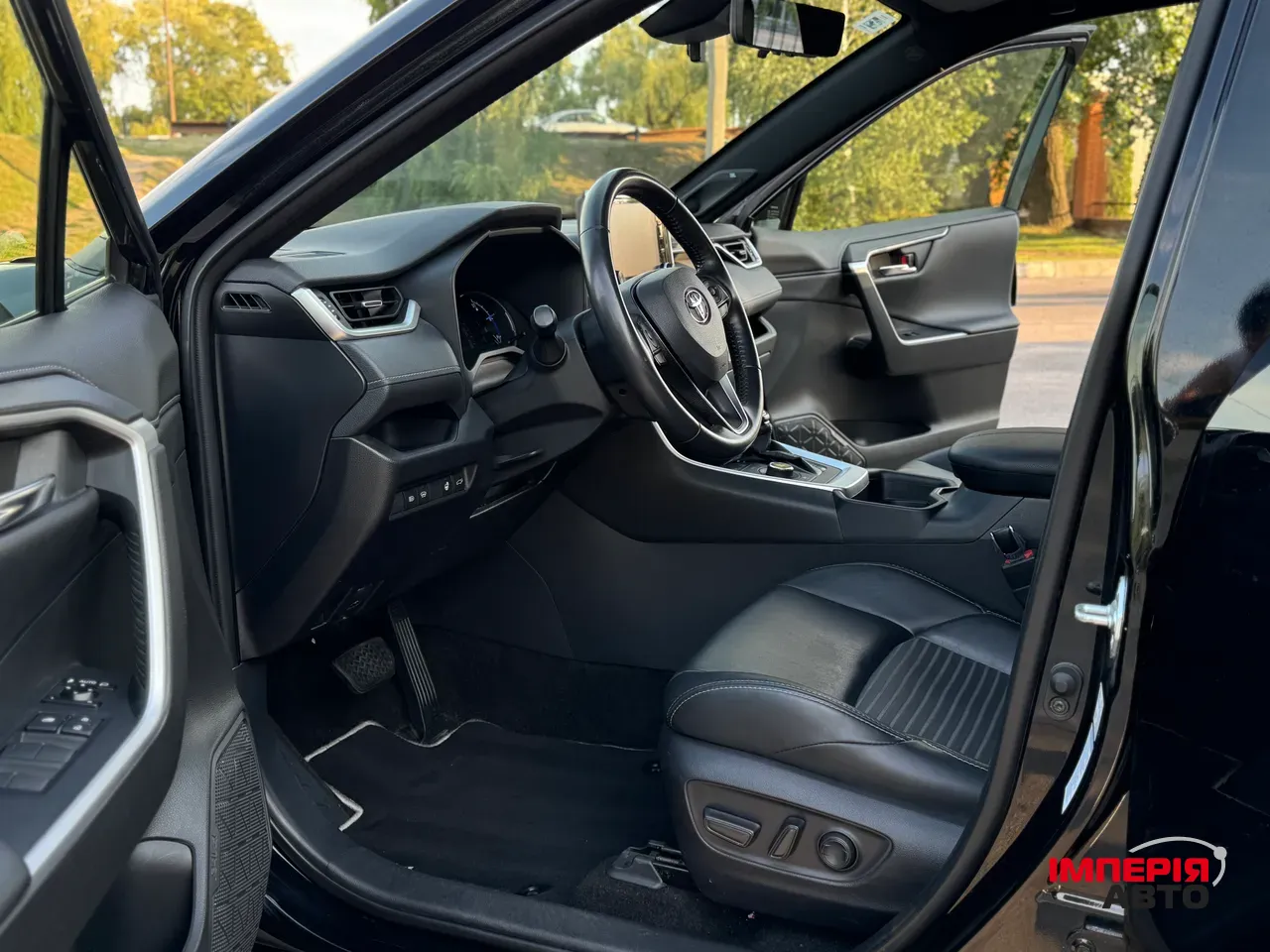 Toyota RAV4 - фото 21