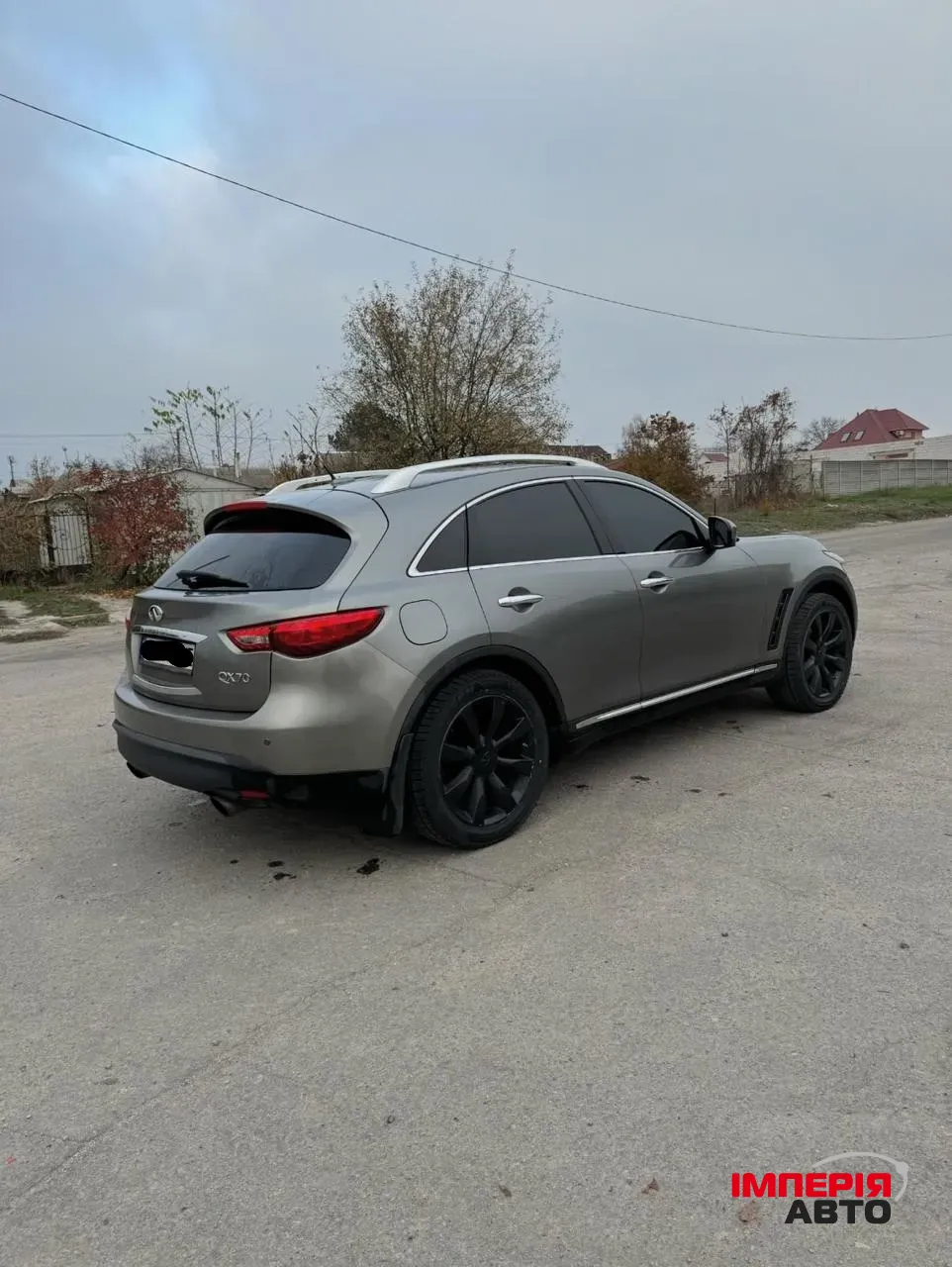 Infiniti QX70 - фото 5