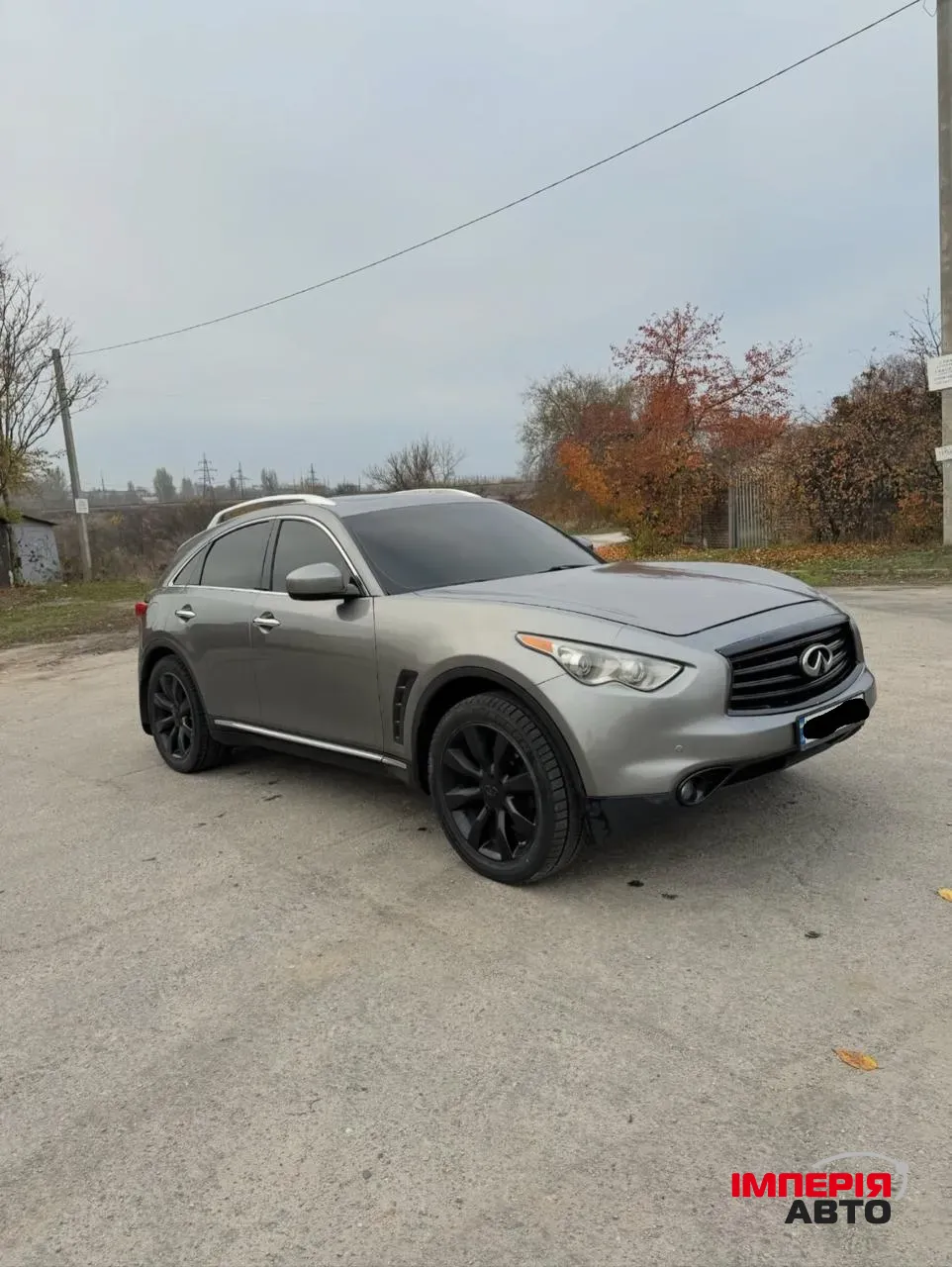 Infiniti QX70 - фото 3