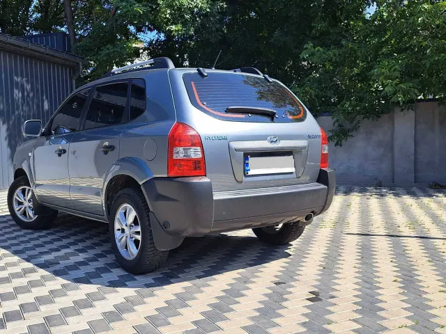 Hyundai Tucson - фото 2