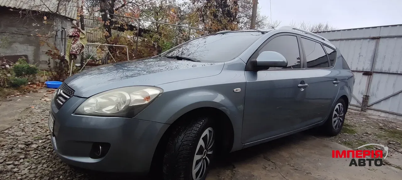 Kia Ceed - фото 7