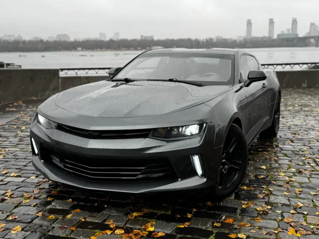 Chevrolet Camaro - фото 1