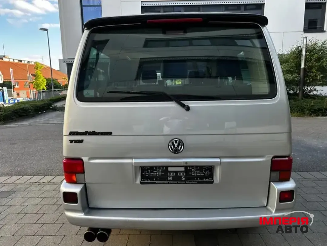 Volkswagen Transporter - фото 9