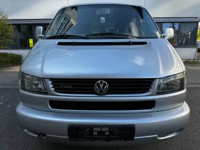 Volkswagen Transporter - фото 2