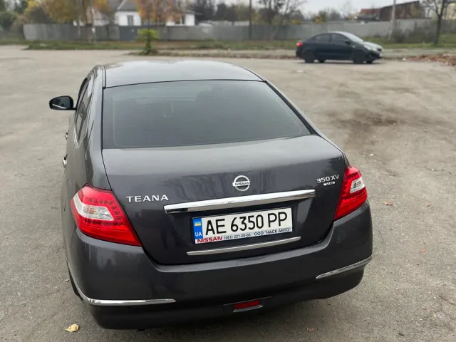 Nissan Teana - фото 5