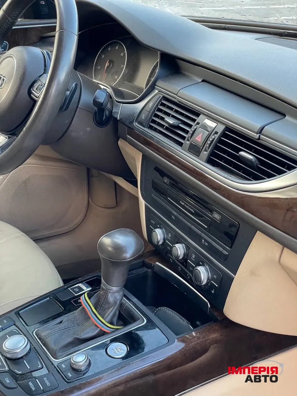 Audi A6 - фото 15