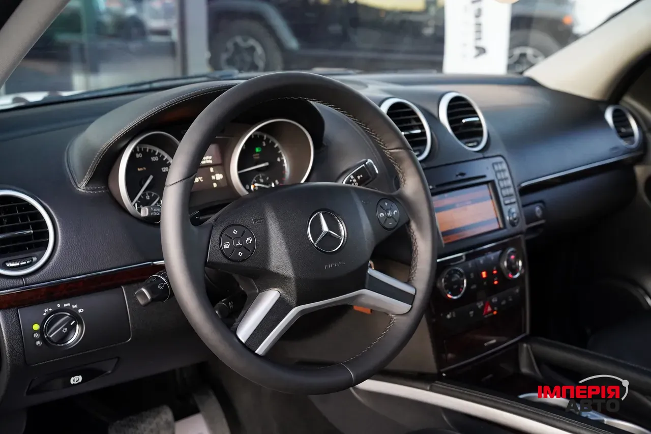 Mercedes-Benz GL-Класс - фото 12