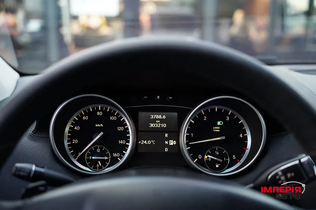 Mercedes-Benz GL-Класс - фото 15