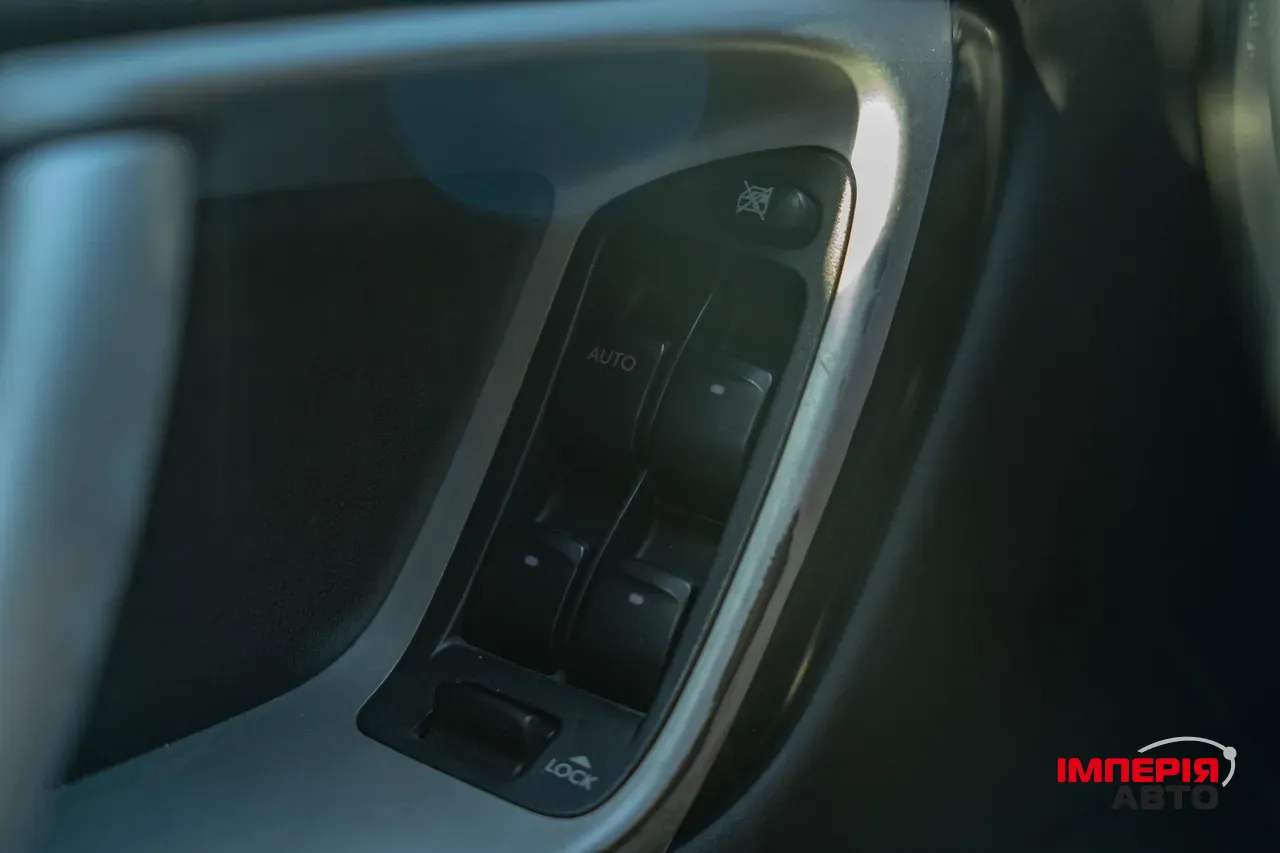 Subaru Outback - фото 11