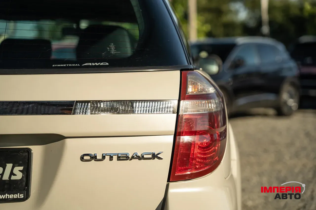 Subaru Outback - фото 7