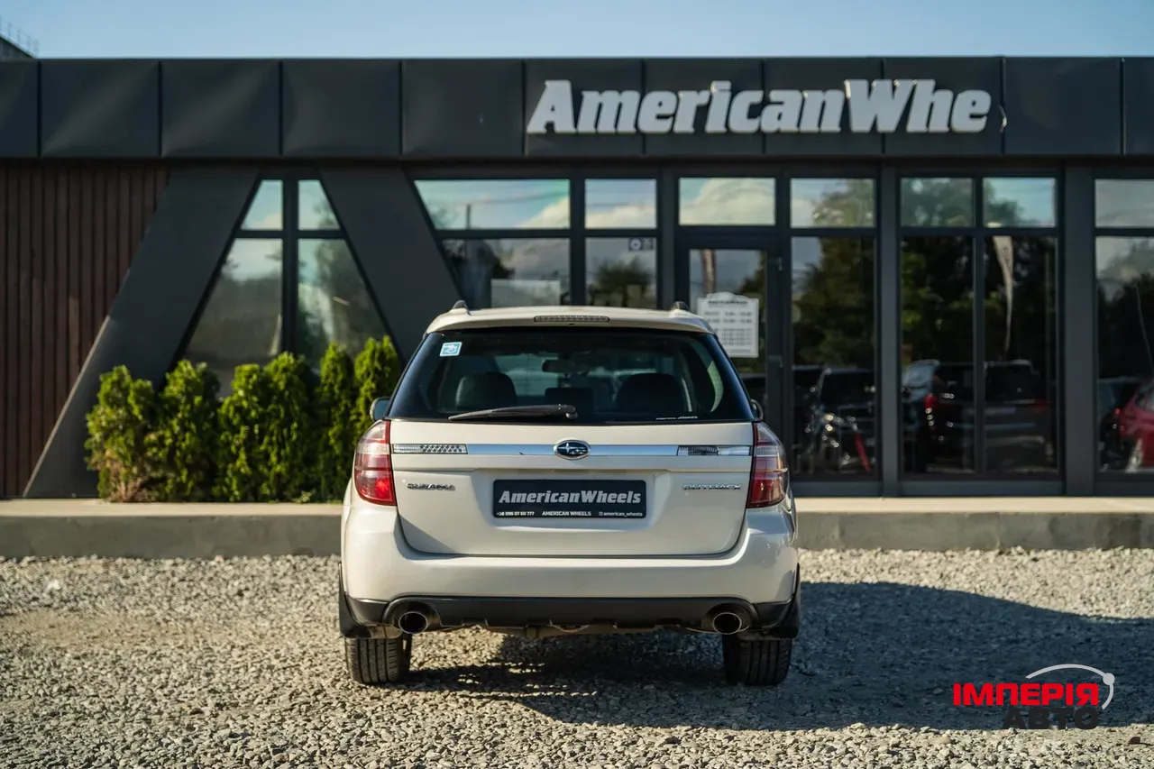 Subaru Outback - фото 6