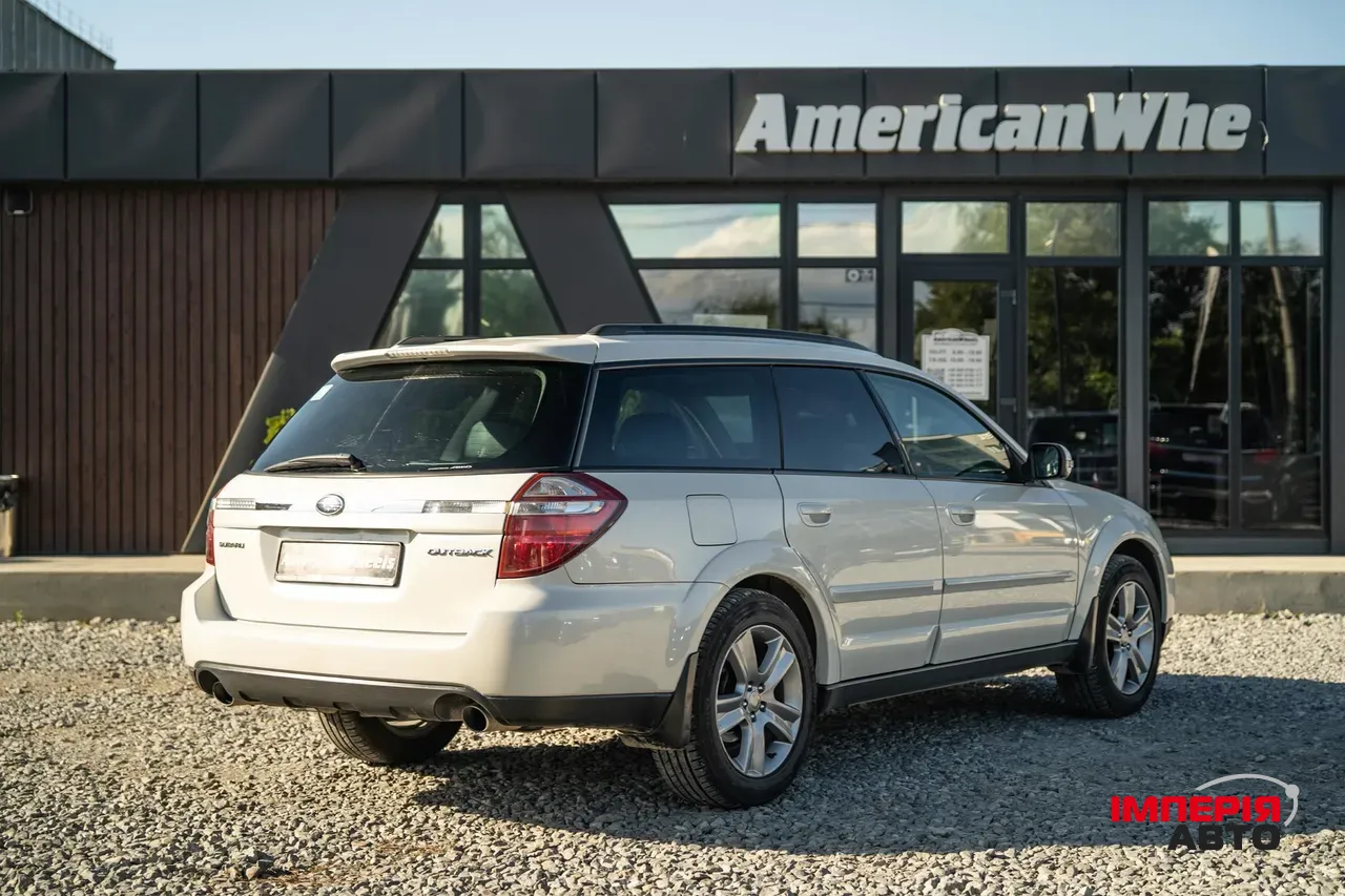 Subaru Outback - фото 5